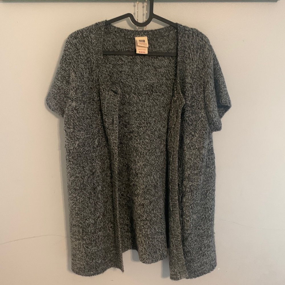 Short sleeve cardigan